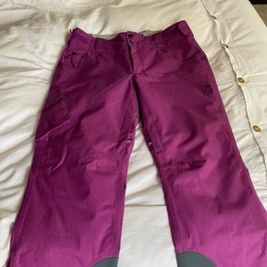 Mountain Hardwear women’s insulated ski pants